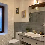 Dallure Luxury Boutique - Old Town Brasov 3*