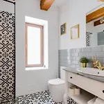 Dallure Luxury Boutique - Old Town 3*