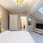 Dallure Luxury Boutique - Old Town Apart Otel