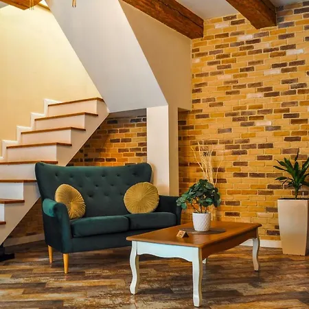 Dallure Boutique - Central, Self Check In 3* Braşov