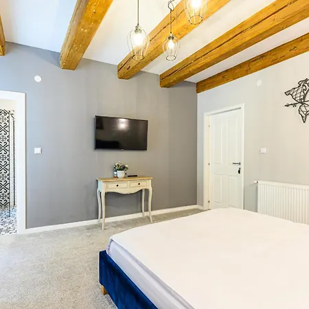 Dallure Boutique - Central, Self Check In 3*