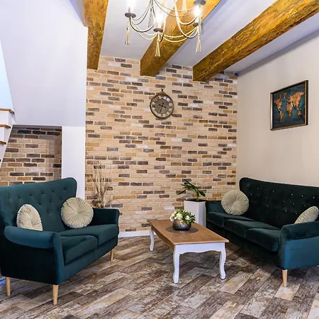 Dallure Boutique - Central, Self Check In Braşov