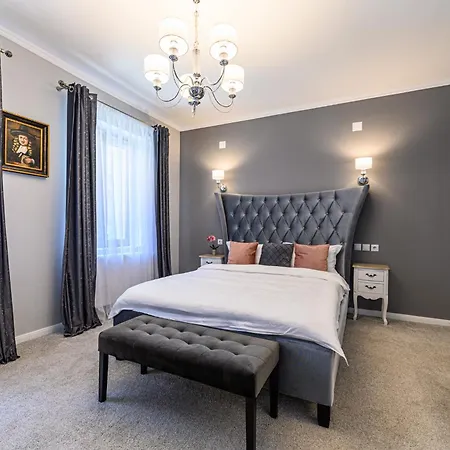 Dallure House Boutique - Central, Self Check In מלון דירות 3*