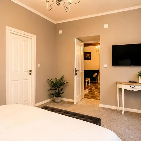 Dallure House Boutique Lejlighedshotel 3*