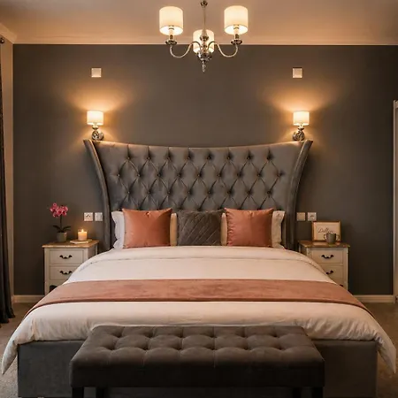 Dallure House Boutique Апарт-отель Брашов