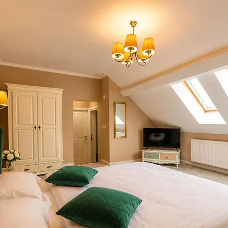 Dallure House Boutique 3* Braşov