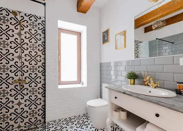 Dallure House Boutique - Central, Self Check In 3*