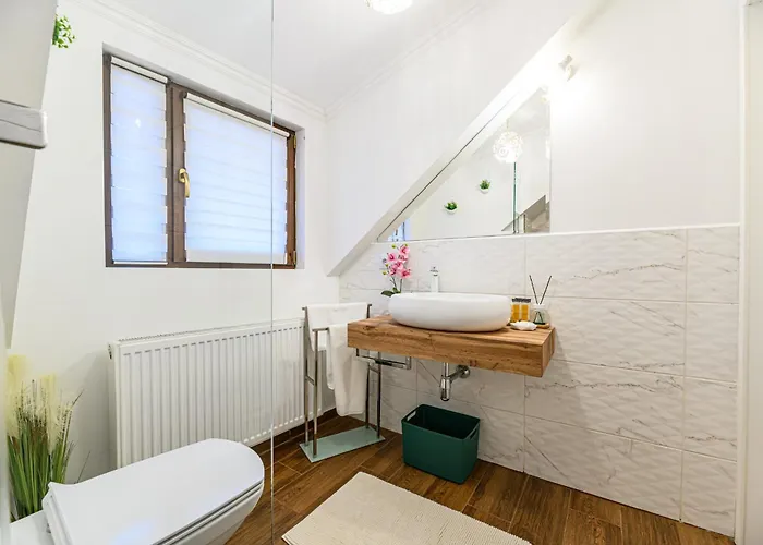 Dallure House Boutique - Central, Self Check In בראשוב