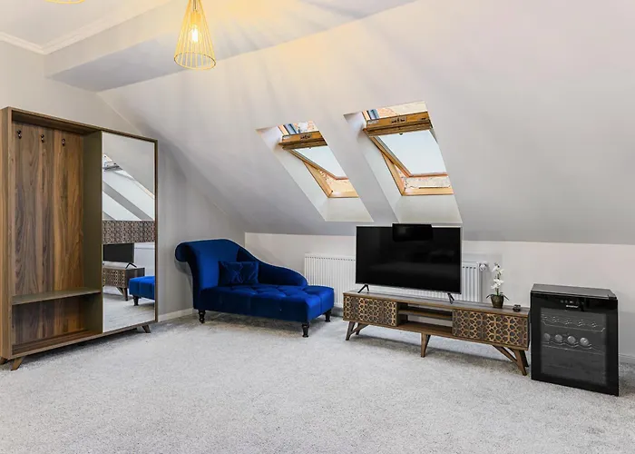 Dallure Boutique - Central, Self Check In