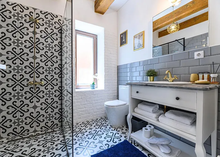 Апарт-готель Dallure House Boutique - Central, Self Check In Брашов