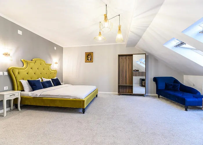 Dallure House Boutique - Central, Self Check In 3* בראשוב