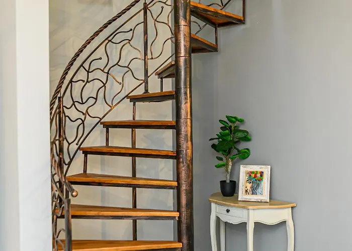 Dallure House Boutique - Central, Self Check In