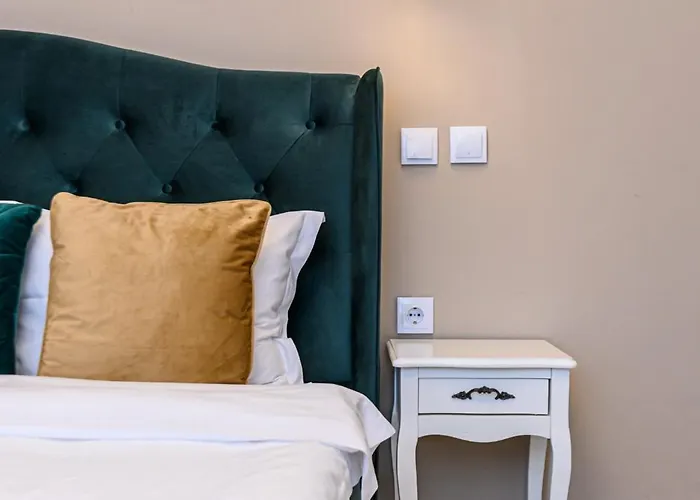 Dallure Boutique - Central, Self Check In 3* Brasov